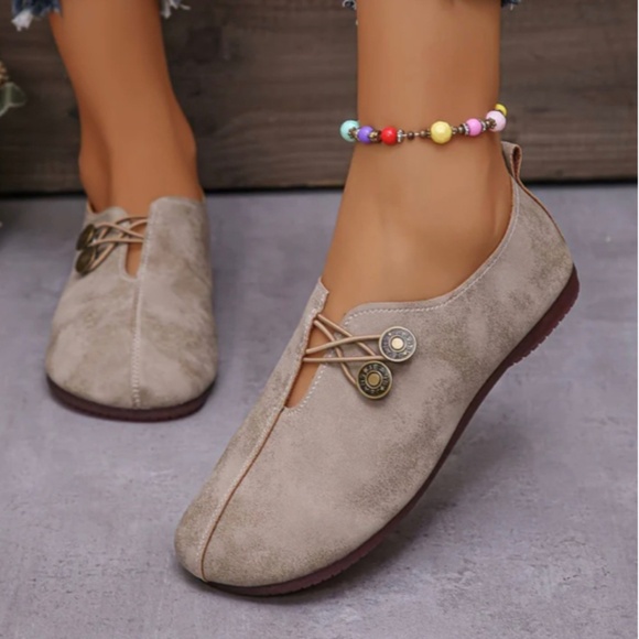 {Brand New} Lydia - Soft and Flexible Orthopaedic Shoes 39 Tan - Picture 1 of 13